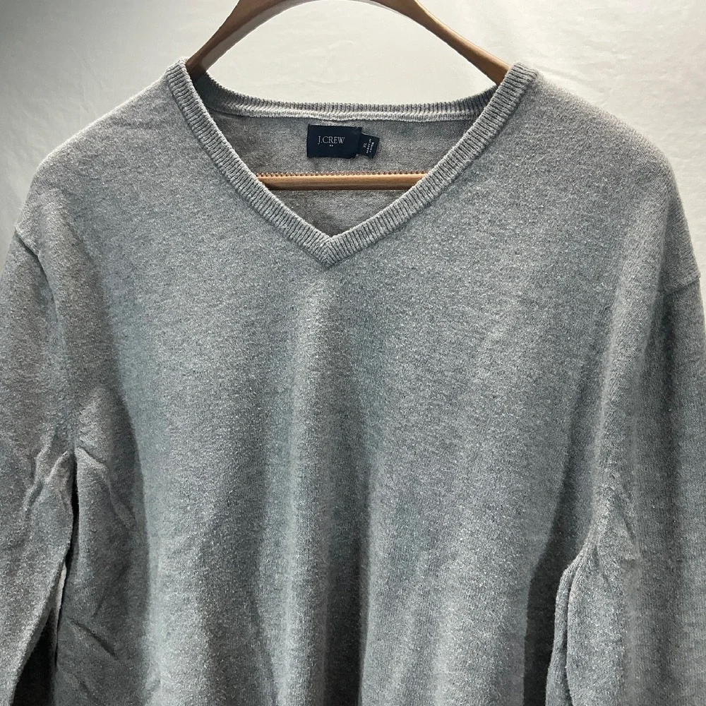 J. Crew V-Neck Sweater Soft Knit Pullover Casual Everyday XL‎